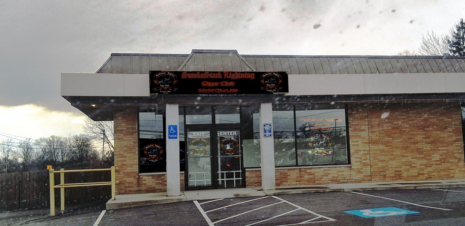 Smoke Stack Lightning Cigar Club Columbus Ohio